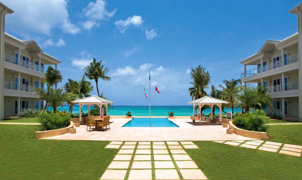 Caribbean Club - Grand Cayman