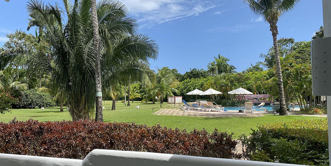 Glitter Bay 108 