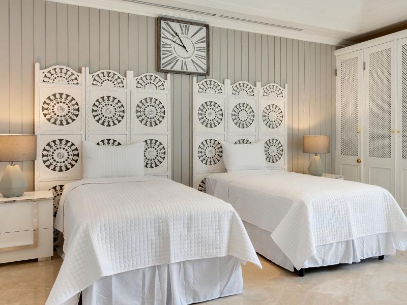 Old Trees 3 - Sundance , Beachfront villas Barbados , Old Trees , Paynes Bay , St James , West Coast Barbados  