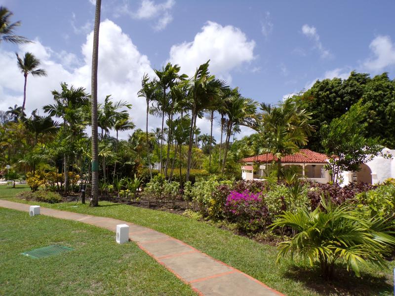 Royal Glitter Bay Apartments  , Glitter Bay , Porters , St James , West Coast Barbados  