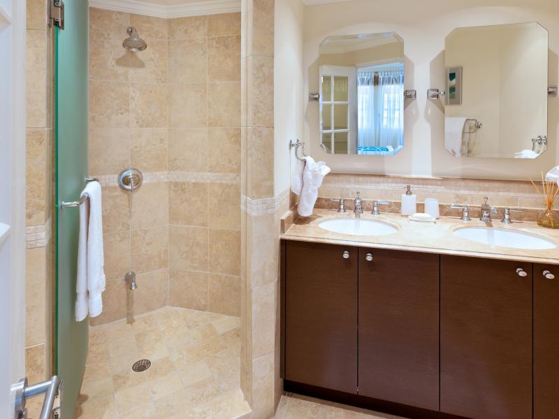 Sapphire Beach 517 - Penthouse , Beachfront villas Barbados , Christ Church  , Dover Beach , South Coast Barbados , West Coast Barbados  