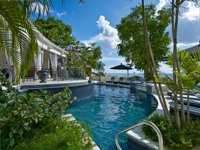 Cove Spring House - Beachfront , Beachfront villas Barbados , St James , The Garden, Barbados , Waterfront villas Barbados , West Coast Barbados  