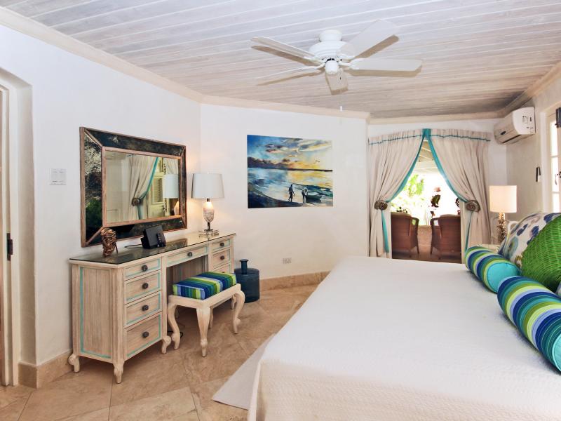 Harmony House - Beachfront , Beachfront villas Barbados , Gibbes , St Peter , West Coast Barbados  