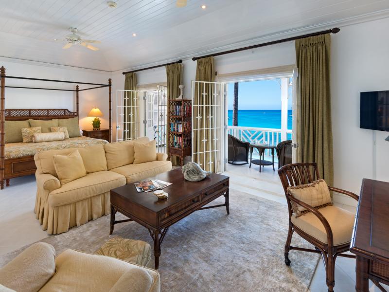 Mahogany Bay - Fathoms End  , Beachfront villas Barbados , Paynes Bay , West Coast Barbados  