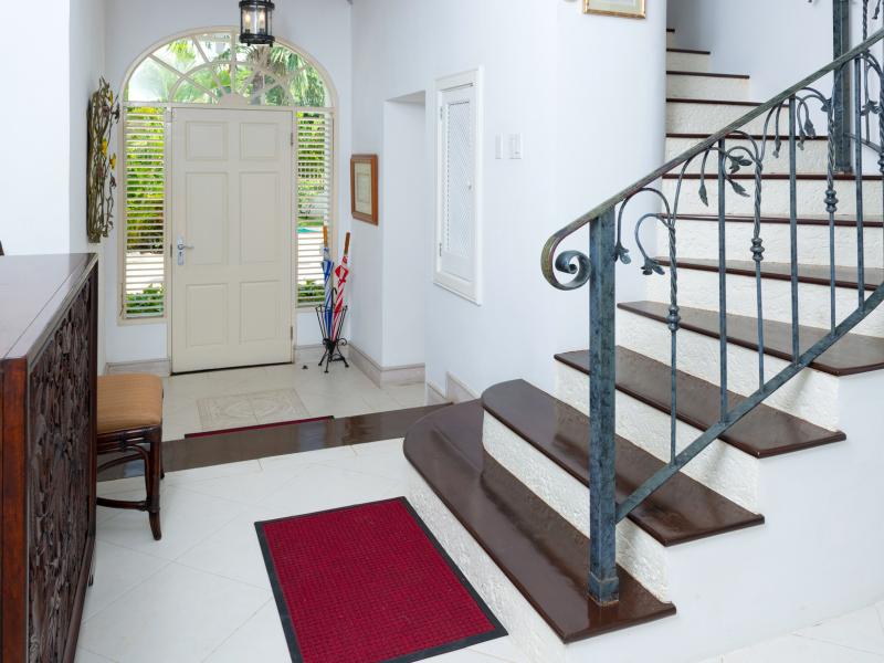 Chanel No 5 Mahogany Bay-Beachfront , Beachfront villas Barbados , Paynes Bay , St James , Waterfront villas Barbados , West Coast Barbados  