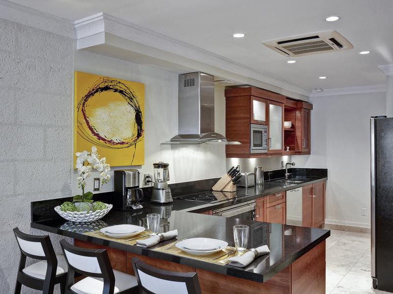 Waterside , Beachfront villas Barbados , Paynes Bay , St James , West Coast Barbados  