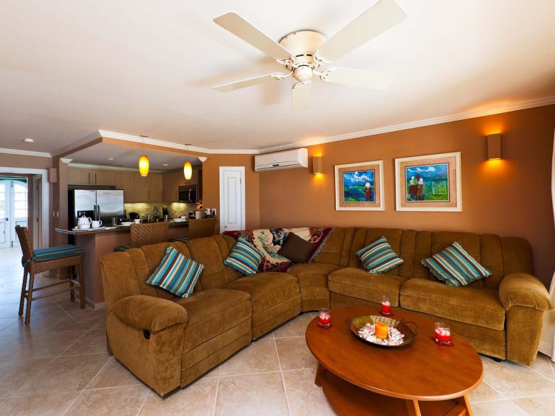 Sapphire Beach Apartments , Beachfront villas Barbados , Christ Church  , Dover Beach , South Coast Barbados  