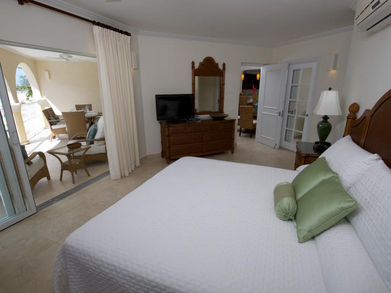 Sapphire Beach Apartments , Beachfront villas Barbados , Christ Church  , Dover Beach , South Coast Barbados  