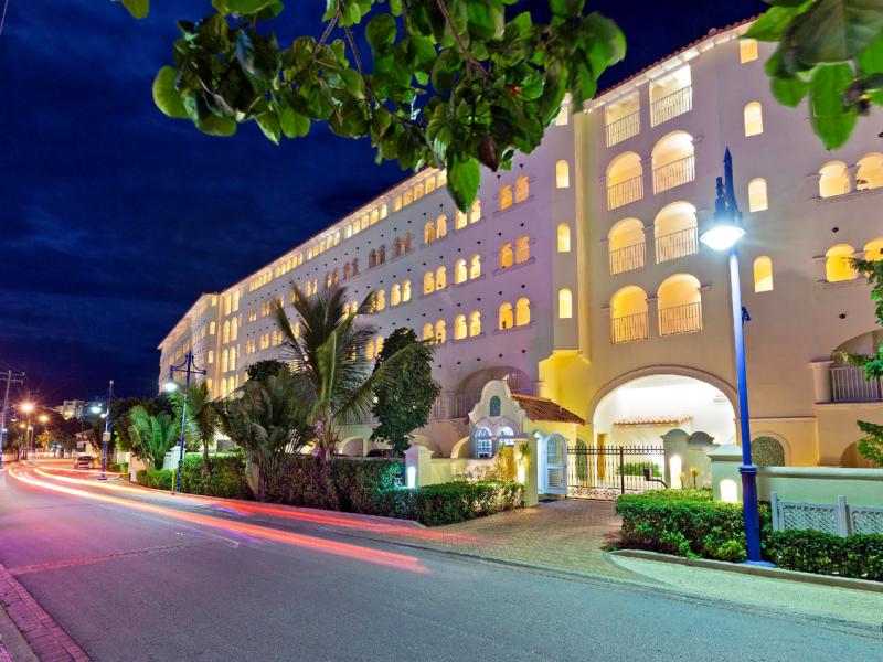 Sapphire Beach Apartments , Beachfront villas Barbados , Christ Church  , Dover Beach , South Coast Barbados  