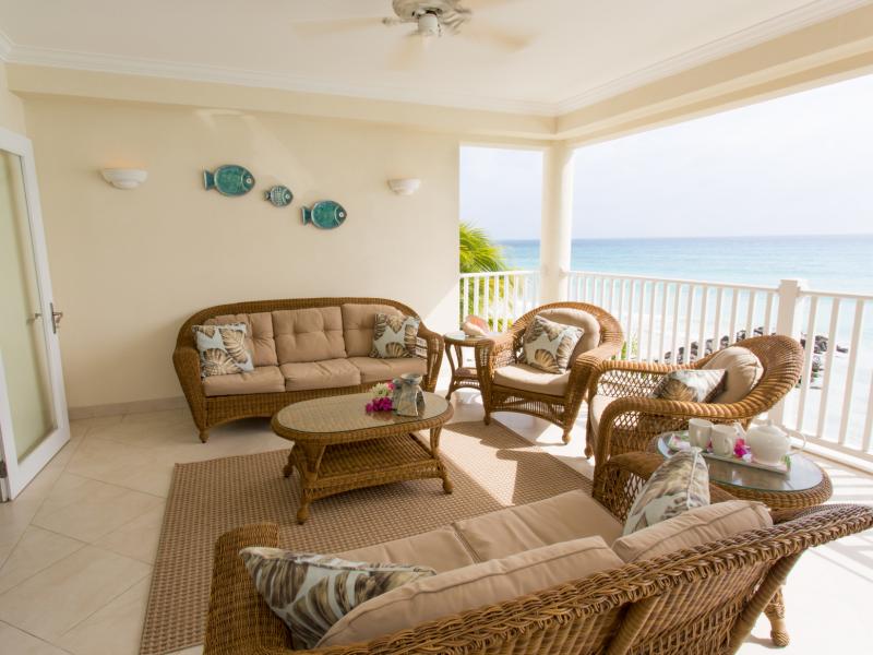 Sandy Hook 21 , Beachfront villas Barbados , South Coast Barbados  