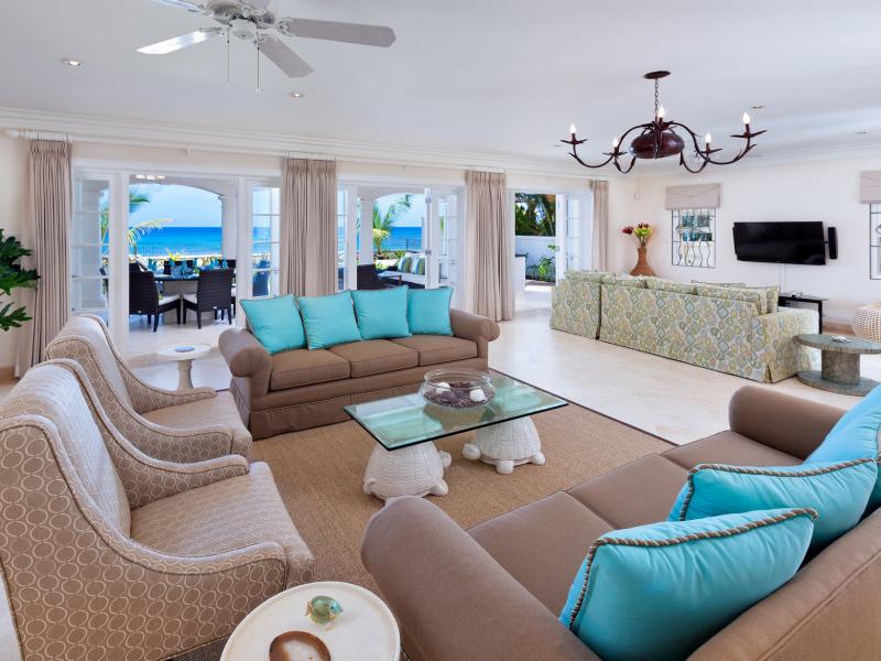Still Fathoms - Beachfront , Beachfront villas Barbados , Lower Carlton , St James , West Coast Barbados  