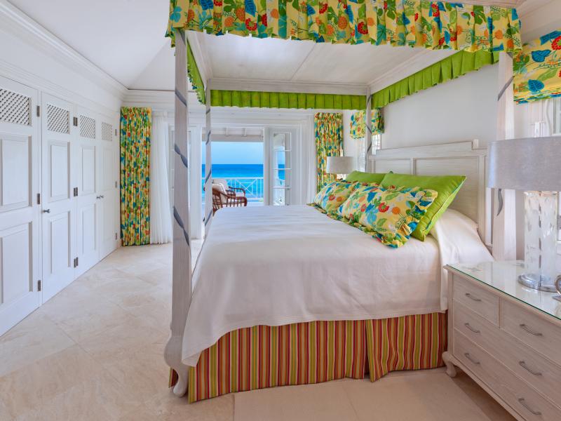 Still Fathoms - Beachfront , Beachfront villas Barbados , Lower Carlton , St James , West Coast Barbados  