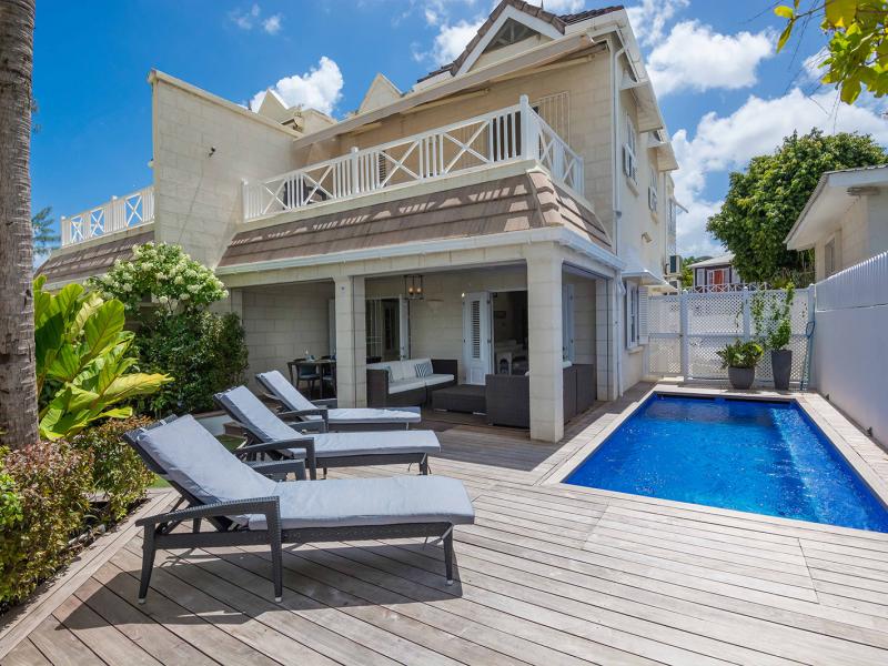 Radwood 1- Beachfront , Beachfront villas Barbados , Fitts Village , St James , West Coast Barbados  