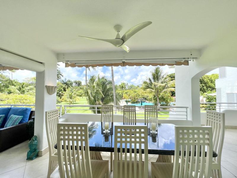 Glitter Bay 209 , St James  