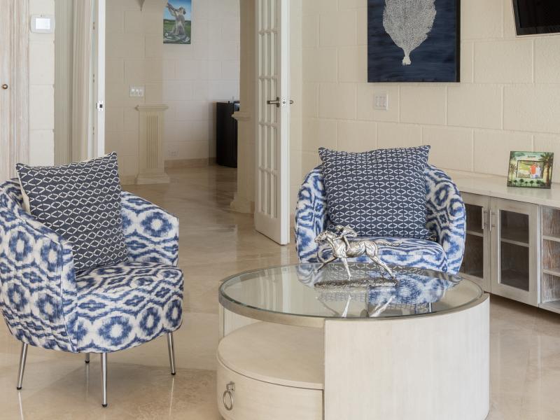 Old Trees 302 - La Mirage Penthouse  , Beachfront villas Barbados , Old Trees , Paynes Bay , St James , West Coast Barbados  