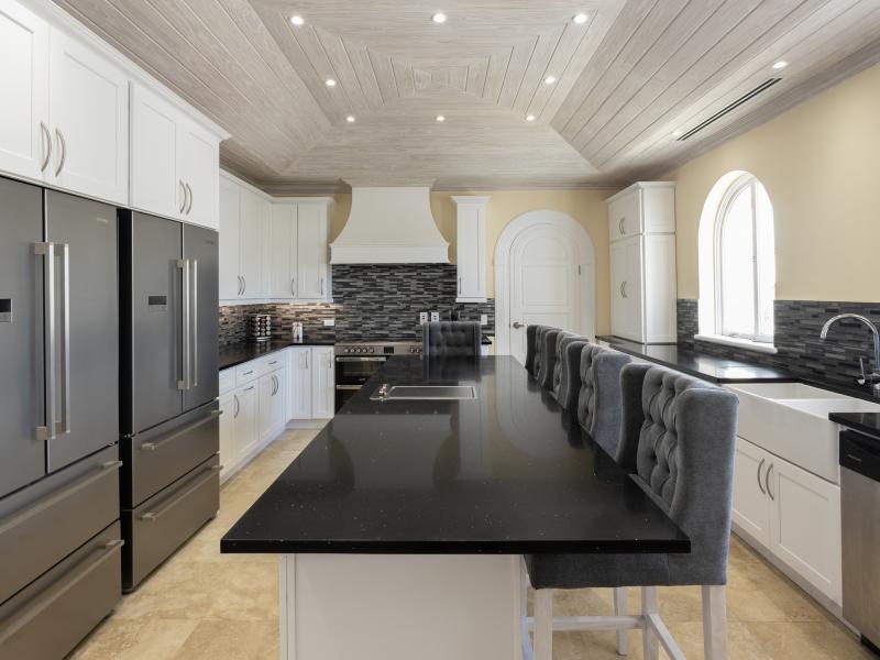 Old Trees 302 - La Mirage Penthouse  , Beachfront villas Barbados , Old Trees , Paynes Bay , St James , West Coast Barbados  