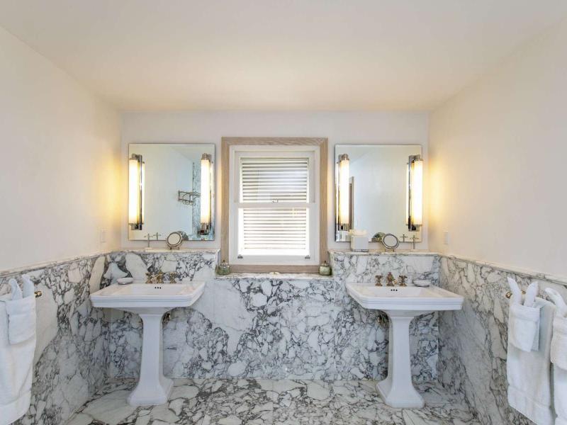 Sandy Cove 301 - beachfront  , Beachfront villas Barbados , Prospect , Sandy Cove , St James , West Coast Barbados  