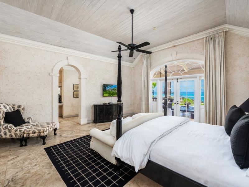 Cove Spring House - Beachfront , Beachfront villas Barbados , St James , The Garden, Barbados , Waterfront villas Barbados , West Coast Barbados  