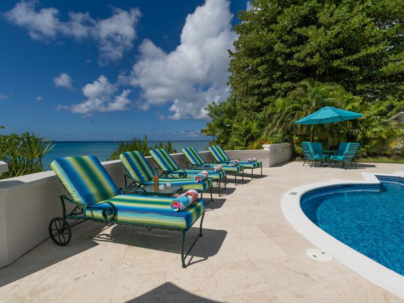 Fosters House - Beachfront , Beachfront villas Barbados , Lower Carlton , St James , West Coast Barbados  
