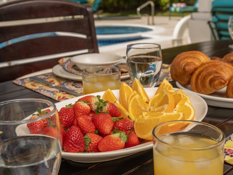 Fosters House - Beachfront , Beachfront villas Barbados , Lower Carlton , St James , West Coast Barbados  