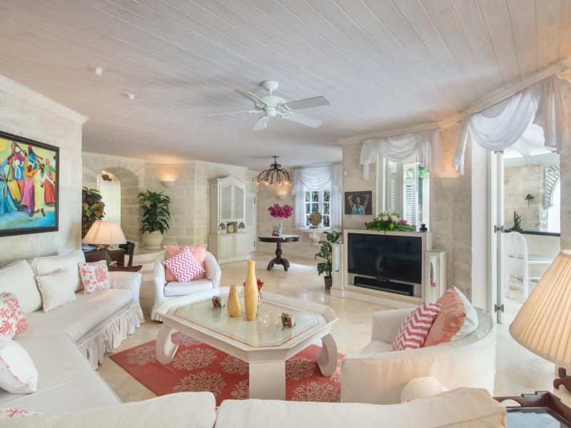 Harmony House - Beachfront , Beachfront villas Barbados , Gibbes , St Peter , West Coast Barbados  