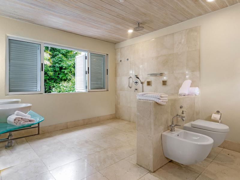 Sandy Lane Beach - Landmark House , Beachfront villas Barbados , Sandy Lane Beach , Sandy Lane Estate , St James , West Coast Barbados  