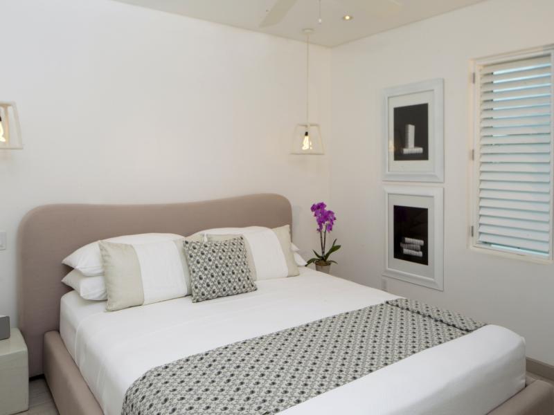 Footprints - beachfront  , Beachfront villas Barbados , Porters , St James , West Coast Barbados  