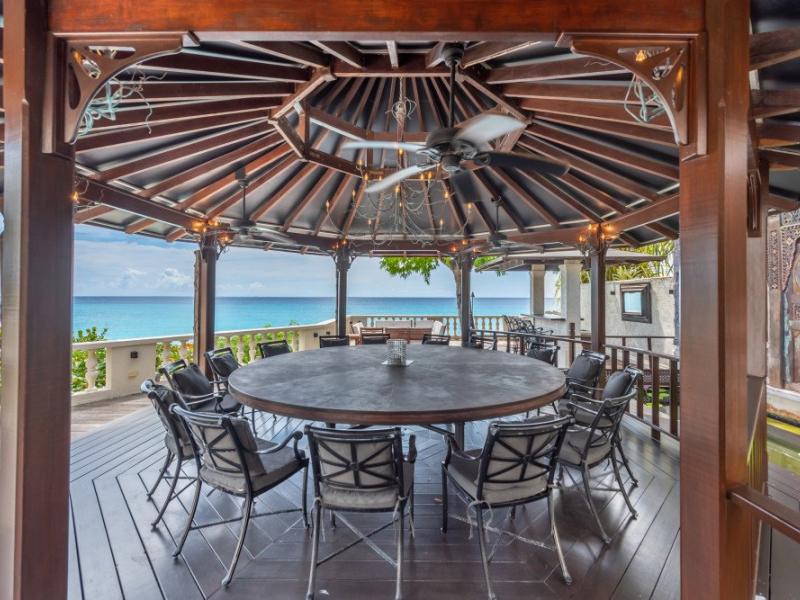 Cove Spring House - Beachfront , Beachfront villas Barbados , St James , The Garden, Barbados , Waterfront villas Barbados , West Coast Barbados  