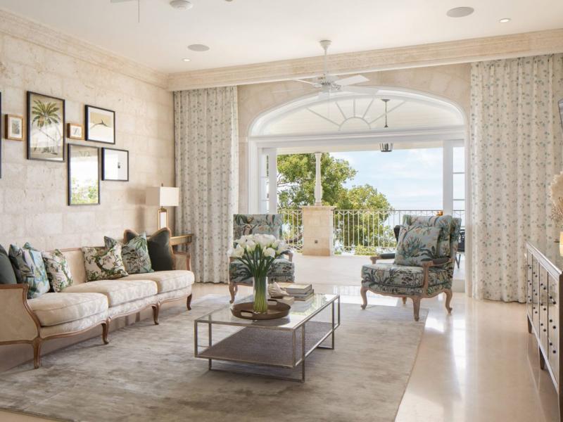 Kiko - Beachfront , Beachfront villas Barbados , Paynes Bay , St James , West Coast Barbados  