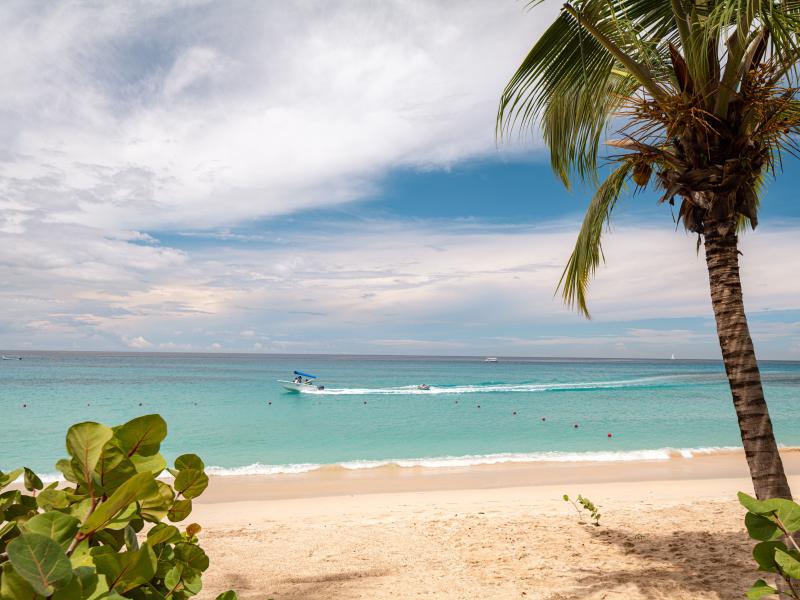 Kiko - Beachfront , Beachfront villas Barbados , Paynes Bay , St James , West Coast Barbados  