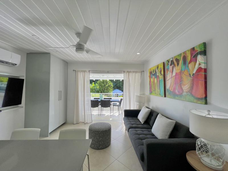 Glitter Bay 204 - Frangipani , Beachfront villas Barbados , Glitter Bay , Porters , St James , West Coast Barbados  