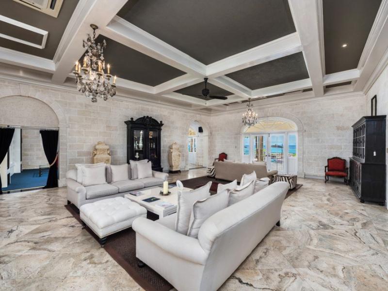 Cove Spring House - Beachfront , Beachfront villas Barbados , St James , The Garden, Barbados , Waterfront villas Barbados , West Coast Barbados  