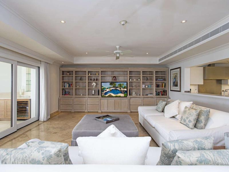 Sandy Cove 301 - beachfront  , Beachfront villas Barbados , Prospect , Sandy Cove , St James , West Coast Barbados  