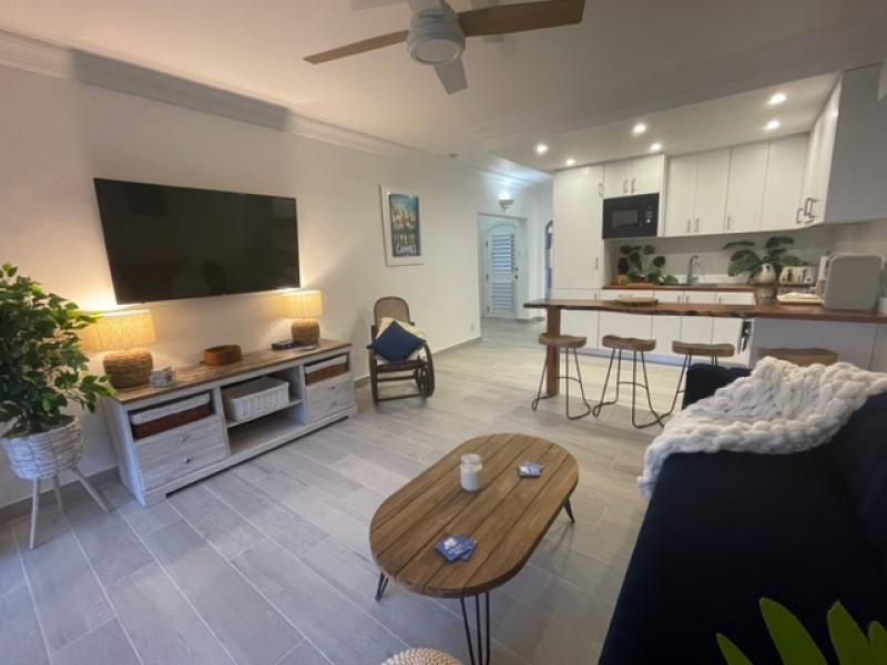 Glitter Bay 102 - 49 Steps  , Beachfront villas Barbados , Glitter Bay , Porters , St James , West Coast Barbados  