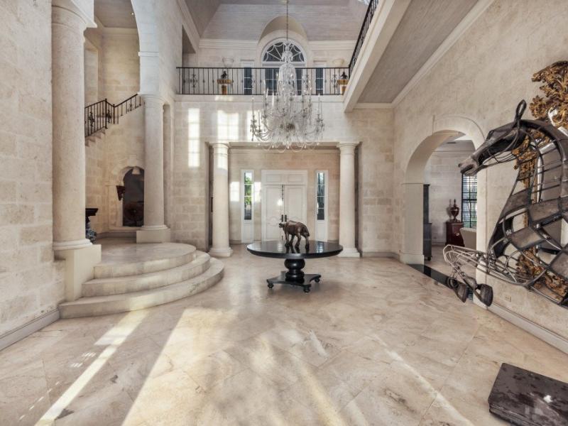 Cove Spring House - Beachfront , Beachfront villas Barbados , St James , The Garden, Barbados , Waterfront villas Barbados , West Coast Barbados  