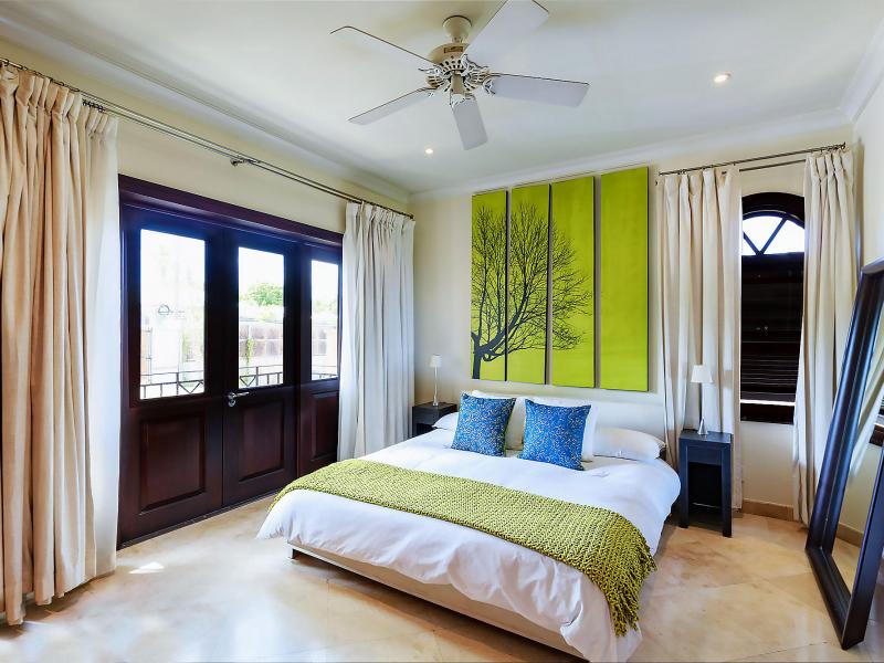 Sandy Cove 201 - Beachfront Paradise , Beachfront villas Barbados , Sandy Cove , St James , West Coast Barbados  