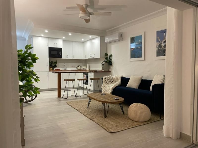 Glitter Bay 102 - 49 Steps  , Beachfront villas Barbados , Glitter Bay , Porters , St James , West Coast Barbados  