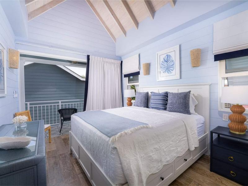 Sea Breeze Beach Villa , Beachfront villas Barbados , Fitts Village , St James , West Coast Barbados  