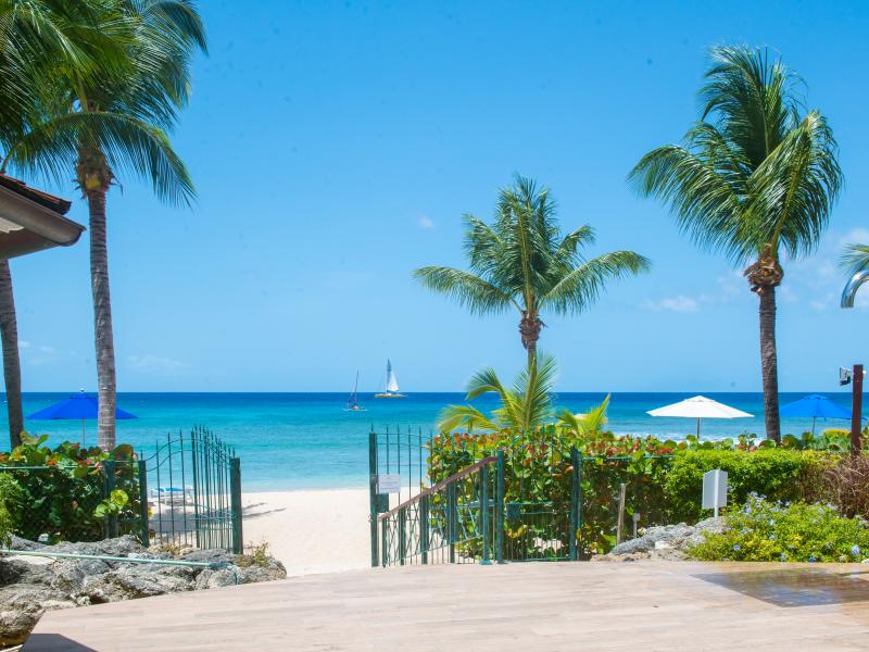 Schooner Bay 112 - Moonshine - Beachfront , Beachfront villas Barbados , Schooner Bay , Speightstown , St Peter , West Coast Barbados  