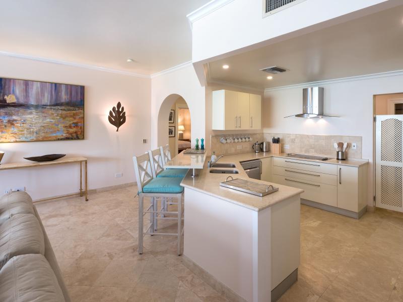 Schooner Bay 203 - Lusca - Beachfront , Beachfront villas Barbados , Schooner Bay , Speightstown , St Peter , West Coast Barbados  