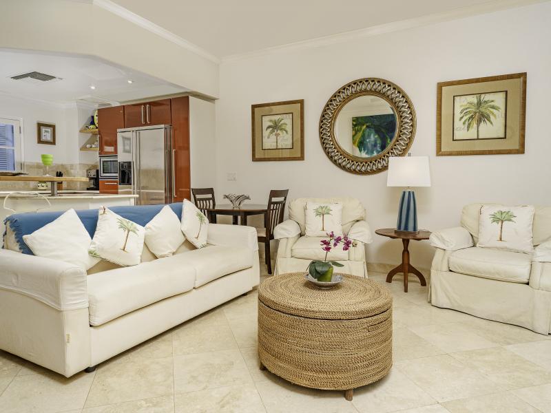 Schooner Bay 112 - Moonshine - Beachfront , Beachfront villas Barbados , Schooner Bay , Speightstown , St Peter , West Coast Barbados  