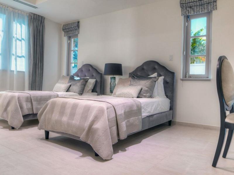 The Villa at The St James , Beachfront villas Barbados , Paynes Bay , St James  