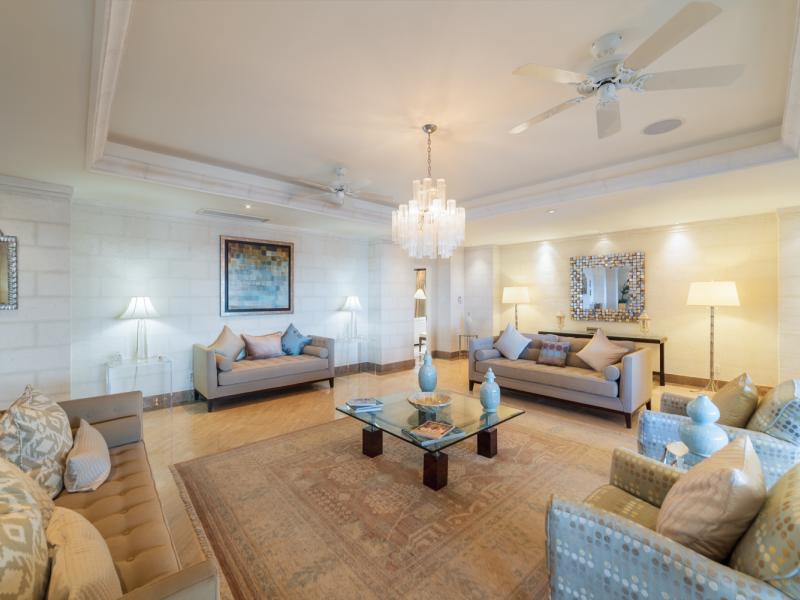 Smugglers Cove 6 , Beachfront villas Barbados , Paynes Bay , St James , West Coast Barbados  