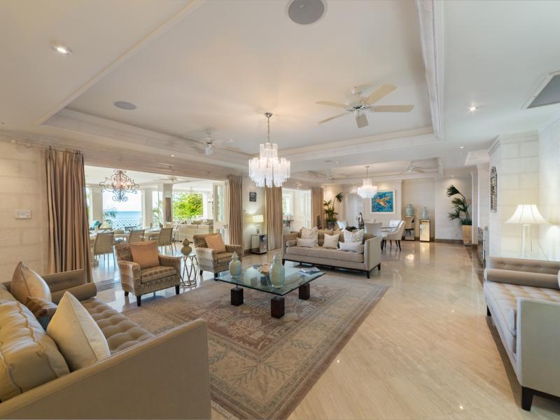 Smugglers Cove 6 , Beachfront villas Barbados , Paynes Bay , St James , West Coast Barbados  