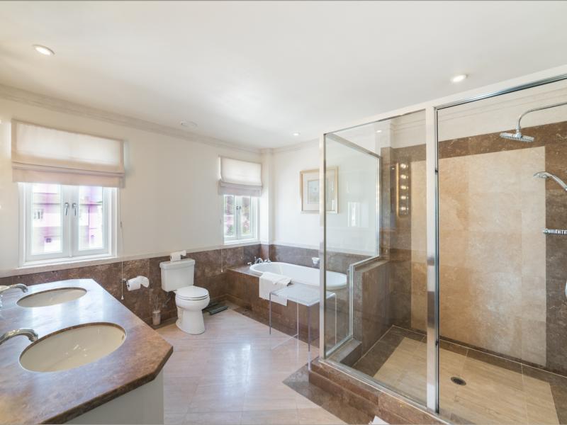 Smugglers Cove 6 , Beachfront villas Barbados , Paynes Bay , St James , West Coast Barbados  