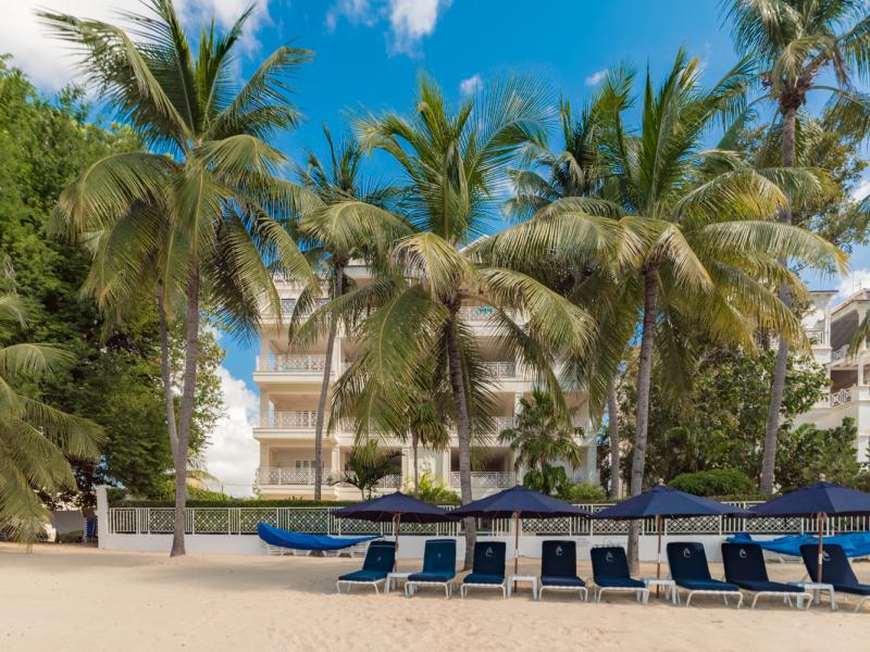 Smugglers Cove 6 , Beachfront villas Barbados , Paynes Bay , St James , West Coast Barbados  