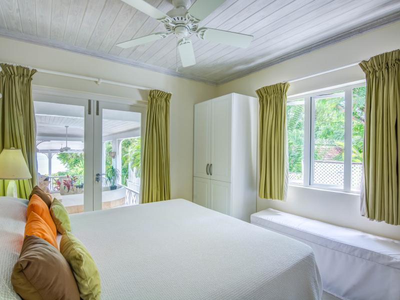 Weston House , Beachfront villas Barbados , St James , West Coast Barbados  