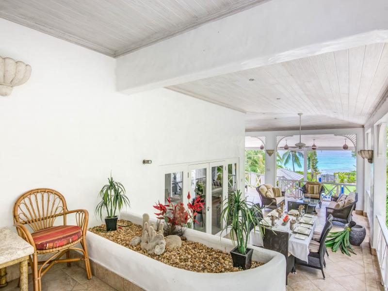 Weston House , Beachfront villas Barbados , St James , West Coast Barbados  