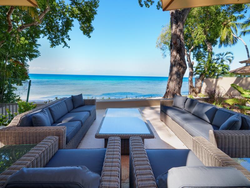 Sea Grove House , Beachfront villas Barbados , St James , The Garden, Barbados , West Coast Barbados  