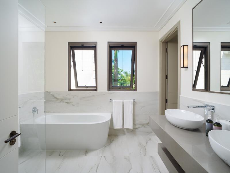 Sea Grove House , Beachfront villas Barbados , St James , The Garden, Barbados , West Coast Barbados  